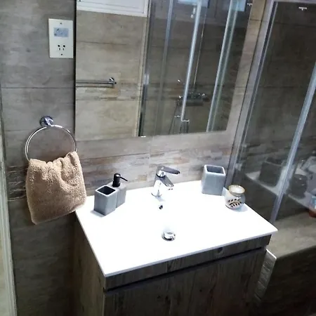 Driftwood Τραγάκι