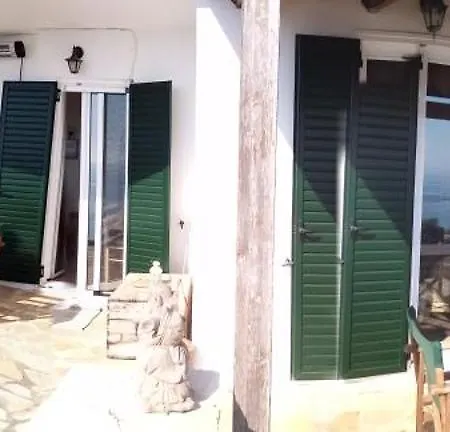 Driftwood Tatil Evi *